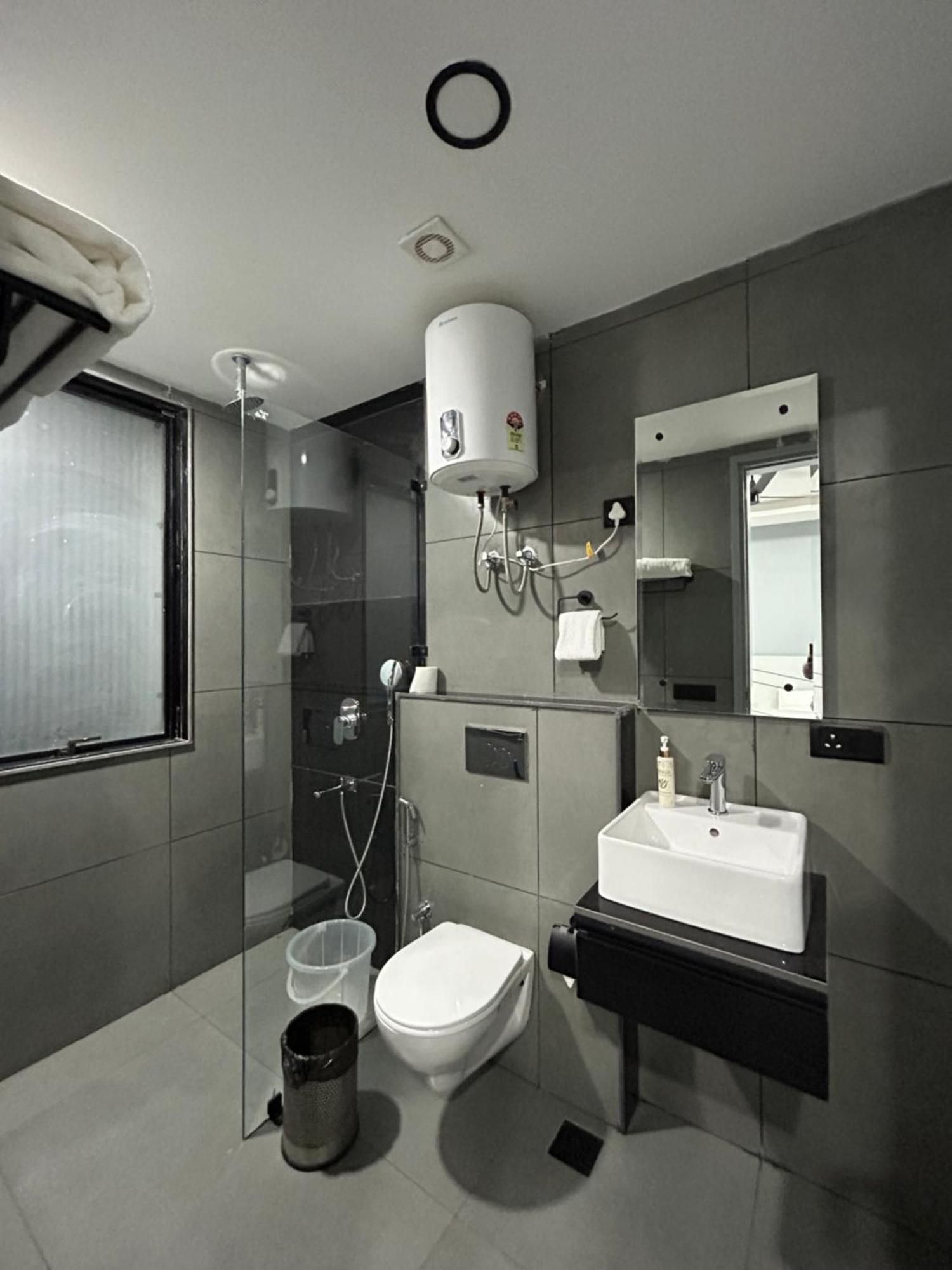 Bedchambers Serviced Apartment, Golf Course, Gurgaon Exterior foto