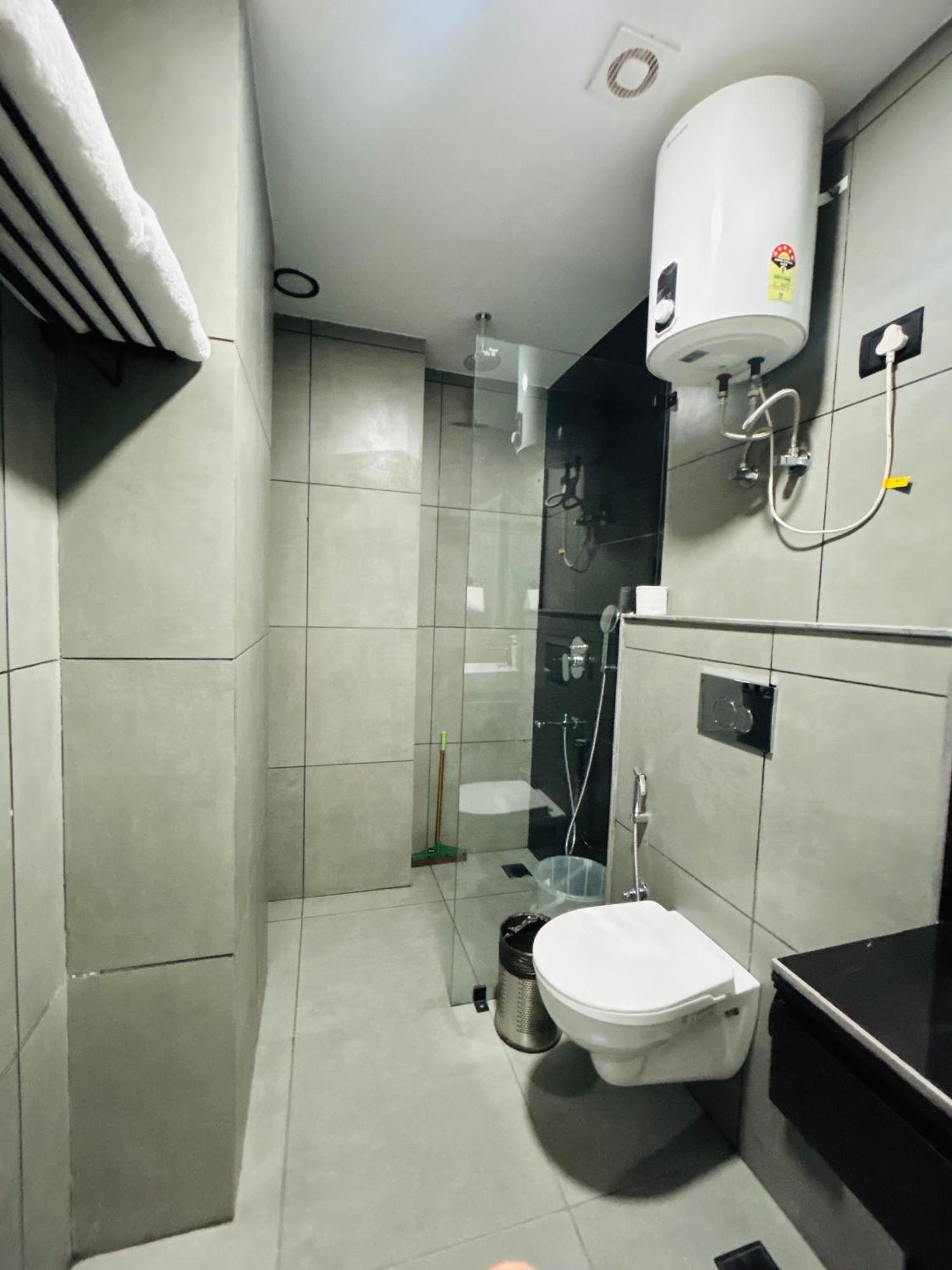 Bedchambers Serviced Apartment, Golf Course, Gurgaon Exterior foto